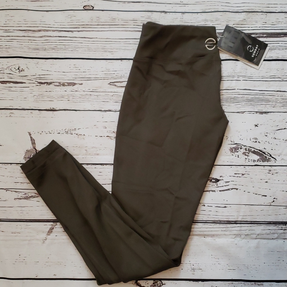 Olive green Sunday Oasis leggings. - Picture 1 of 4